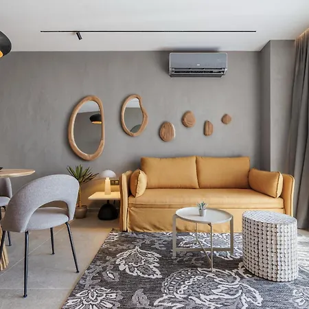 Seaview In Complex Iron Code Varna